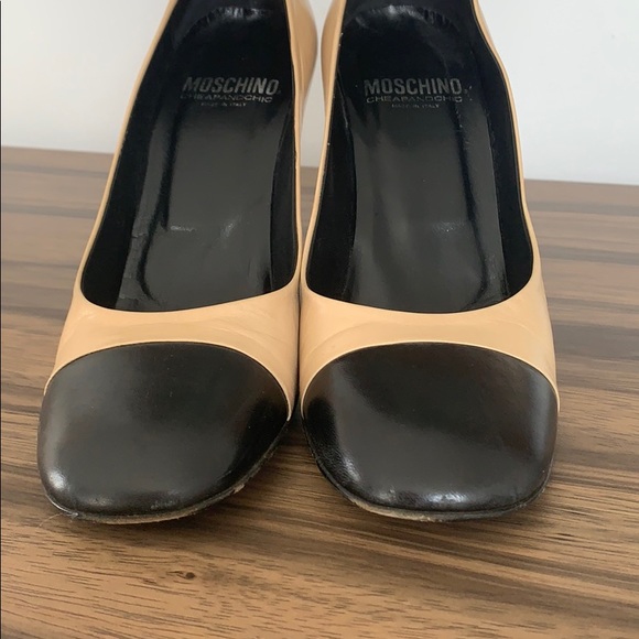 Moschino Cheap and Chic Vintage Pumps - Picture 3 of 7